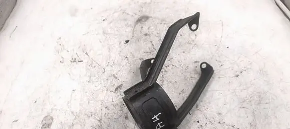 Audi A4 S4 B5 8D Fuel filter bracket/mount holder 8D0201987