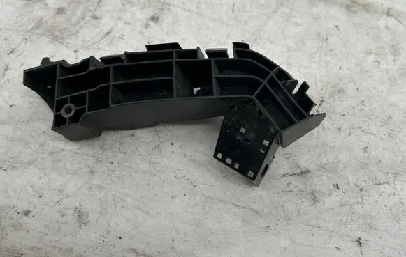 Honda Civic IX Front bumper mounting bracket MT4198