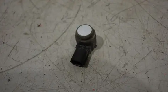 Ford Focus Parking PDC sensor EM2T15K859