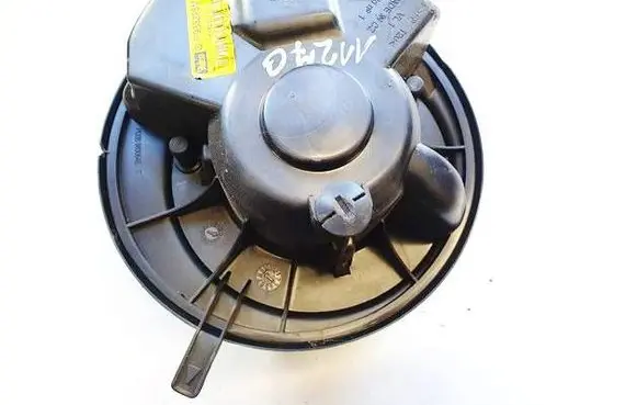 Audi A3 S3 8P Heater fan/blower 1K1820015