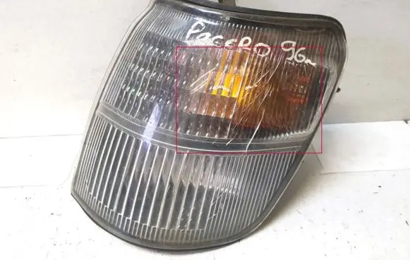 Mitsubishi Pajero Front indicator light 21037746