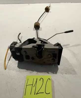 Mercedes-Benz A W168 Front door lock A1687202235
