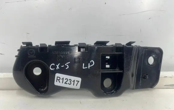 Mazda CX-5 II Front bumper mounting bracket kb8a500u1