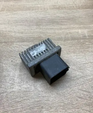 Glow plug pre-heat relay