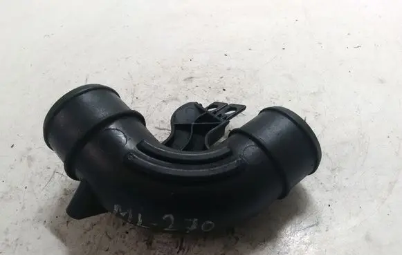 Mercedes-Benz ML W163 Intercooler hose/pipe A1635011124