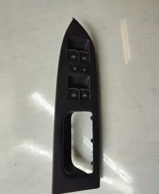 Volkswagen Touran II Electric window control switch 7P6959857 1T1867371