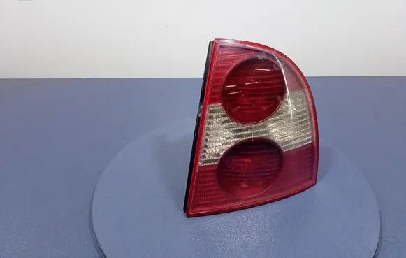 Volkswagen PASSAT B5.5 Rear/tail lights 3B5945096AE