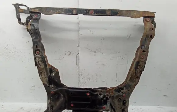 Volvo V60 Front subframe 31317375 A0025478 C6S4B