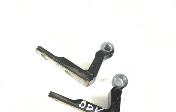 Volvo XC60 Front door upper hinge 31424608 31371553 A046572