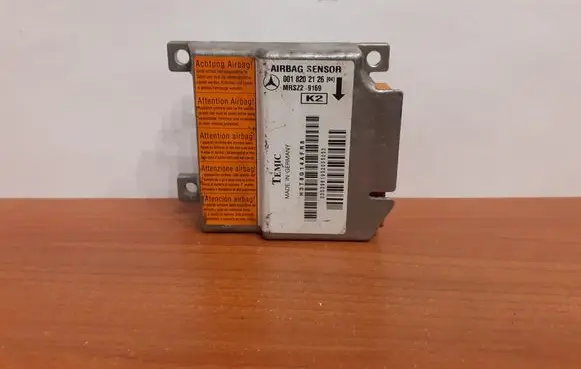 Mercedes-Benz E W210 Airbag control unit/module 5676 0018202126