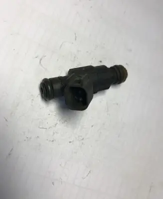 Chrysler Neon I Fuel injector 0280155782 04669772