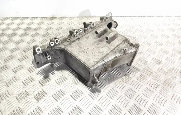 Volkswagen PASSAT B8 Intake manifold 04L129766BK AGV210619 140148