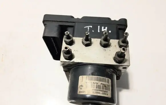 Volvo V70 ABS Pump 8671224 P08671223