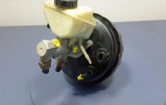 Volvo XC90 Brake booster 30714324