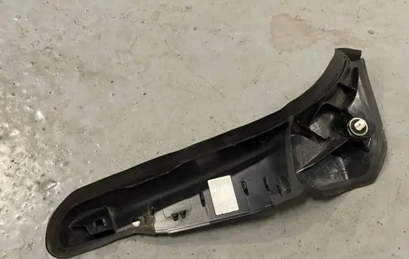 BMW 5 G30 G31 Other trunk/boot trim element 630372R