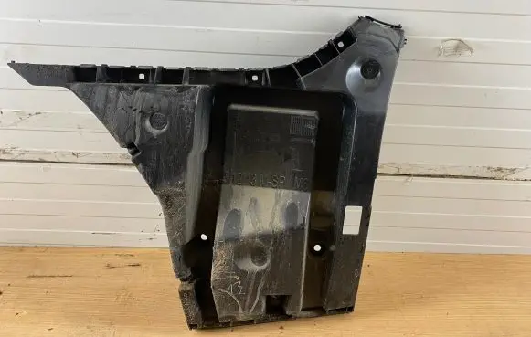 BMW 6 F06 Gran coupe Rear bumper mounting bracket 8050385 21754011