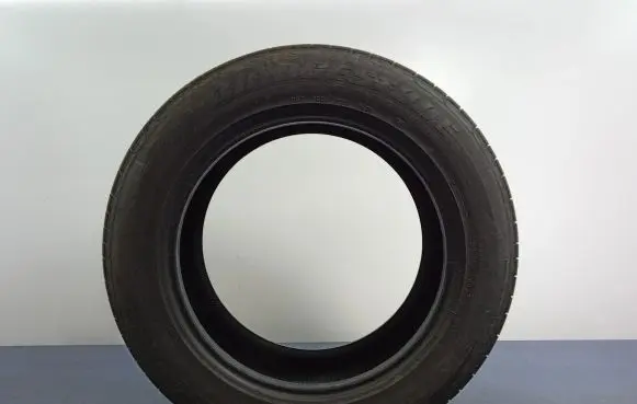 Audi Q7 4M R17 summer tire 