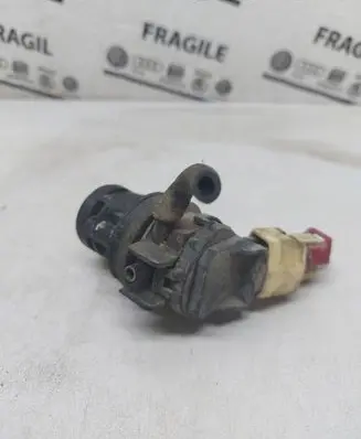 Chrysler Pacifica Windscreen/windshield washer pump 0602104271
