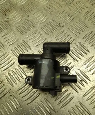 Skoda Superb B8 (3V) Webasto circulation pump for autonomous heater 3Q0122096G