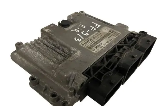 Ford Focus Engine control unit/module CV6Q12A650AJ 0281030043