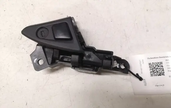 BMW 5 F10 F11 Glove box lock 1600086 03F1010017