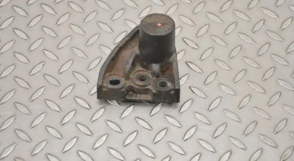 KIA Sorento Engine mounting bracket FCD450K