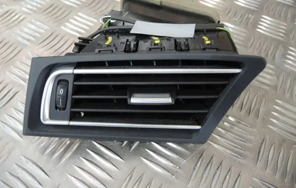 BMW 7 F01 F02 F03 F04 Dashboard side air vent grill/cover trim 9115857
