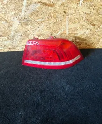 Volkswagen Eos Rear/tail lights 1Q0945096S