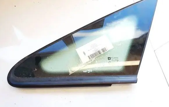 Opel Zafira B Front triangle window/glass DOT24AS2M19