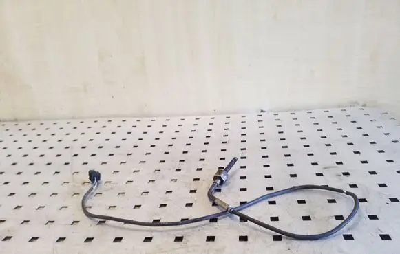 Mercedes-Benz CLS C219 Exhaust gas temperature sensor A0051534528