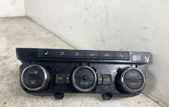 Skoda Octavia Mk3 (5E) Climate control unit 5E0907044A 5HB01128211 1301520100