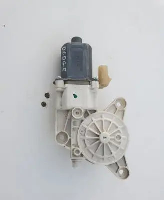 Dodge Grand Caravan Rear door window regulator motor 0130822334 3018076C