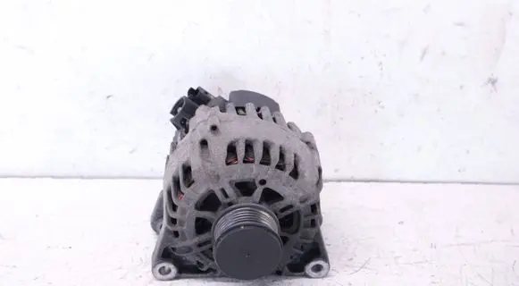 Peugeot 308 Generator/alternator 9670899580 TG12C106 2610711C