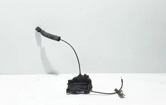 Renault Megane III Rear door lock 825030574R