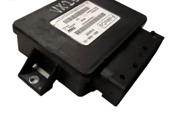 Volvo XC60 Hand brake control module 31334228 6G912598CD