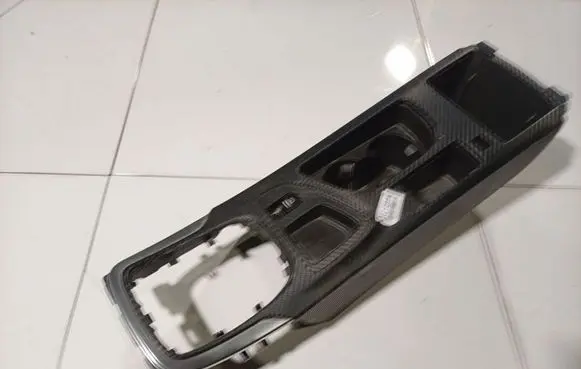 Hyundai Sonata Center console 13245742