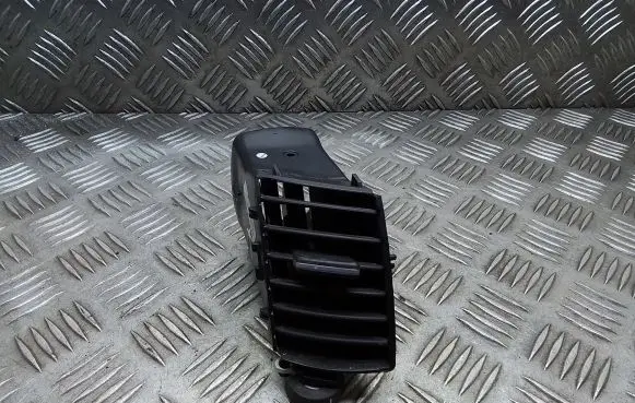 Dash center air vent grill