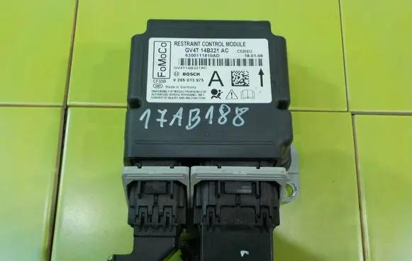 Ford Kuga II Airbag control unit/module GV4T14B321AC