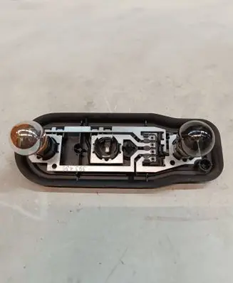 BMW 5 E39 Tail light bulb cover holder 399385