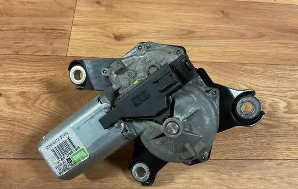 Opel Insignia A Rear window wiper motor 13269910 00242048