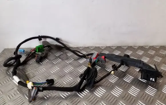 Volvo XC60 Front door wiring loom 31275619