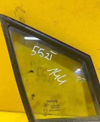 Toyota Corolla Verso AR10 Front door window glass four-door 