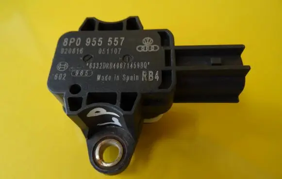 Audi A4 S4 B7 8E 8H Airbag deployment crash/impact sensor 8P0955557