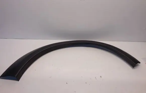 Volvo XC70 Front arch trim 30763654