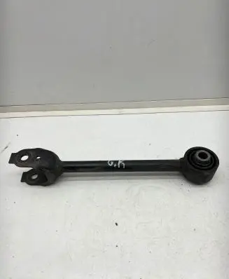 Toyota RAV 4 (XA50) Rear control arm