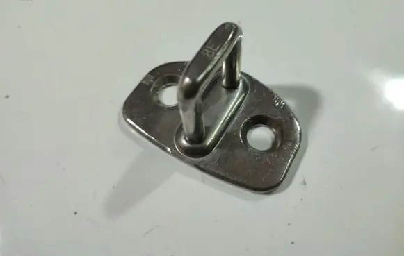 Audi A6 S6 C6 4F Front door lock loop/hook striker 8E0837033