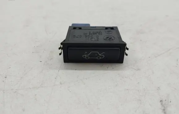BMW X5 E53 Tailgate opening switch 8365579