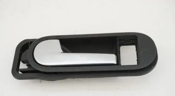 Volkswagen Golf Plus Front door interior handle 5M0837197