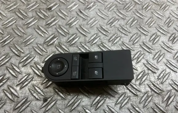 Opel Astra H Electric window control switch