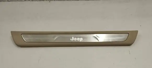 Jeep Grand Cherokee Front sill trim cover 665921037 1nc81hl1ab